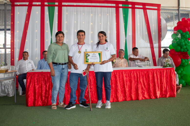 SOCIO AUGUSTO VÁSQUEZ LLAMO