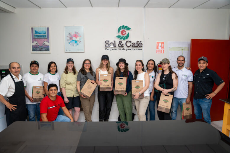 VISITA DE CLIENTE KICKING HORSE Y FAIR TRADE CANADA